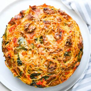 Hakka Noodles with Manchurian Gravy